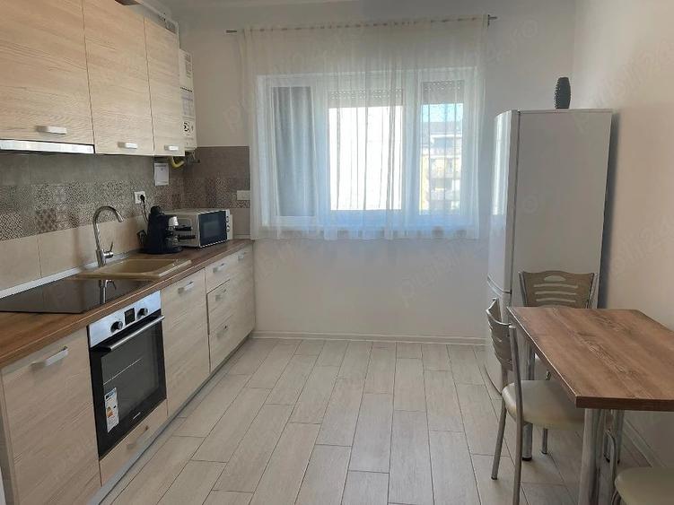 Apartament cu 2 camere nedecomandat în Dumbrăvița