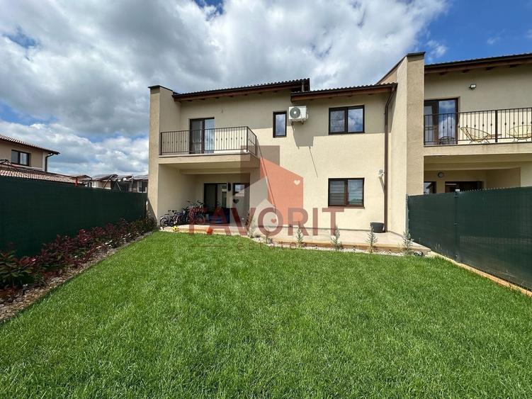 Duplex cu 4 camere cu Canalizare în Săcălaz