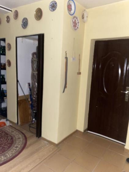 Apartament cu 2 camere decomandat în Florești