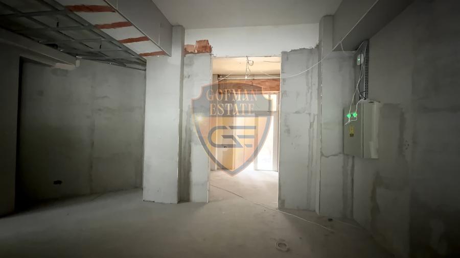 Spațiu comercial, de 428 mp, în Tomis II