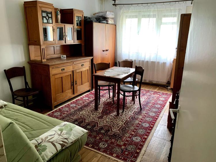 Vand garsoniera pe Str. Zorilor - 2