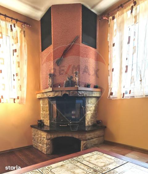 Casă cu 5 camere cu Teren 500 Mp în Hărman