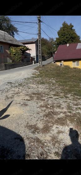 Teren de 640 mp, în Central