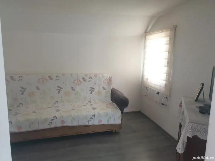 Casă cu 4 camere în Topliceni