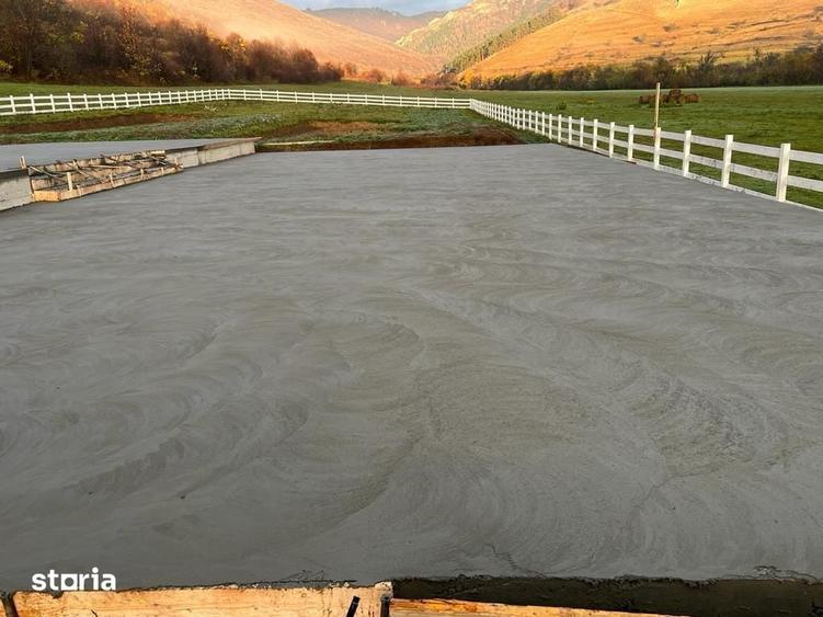 Teren de 9000 mp, în Fărău