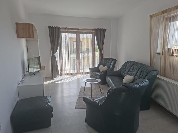 Apartament cu 2 camere decomandat în Turnișor