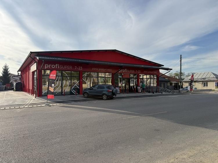 Spațiu comercial, de 574 mp, în Corod