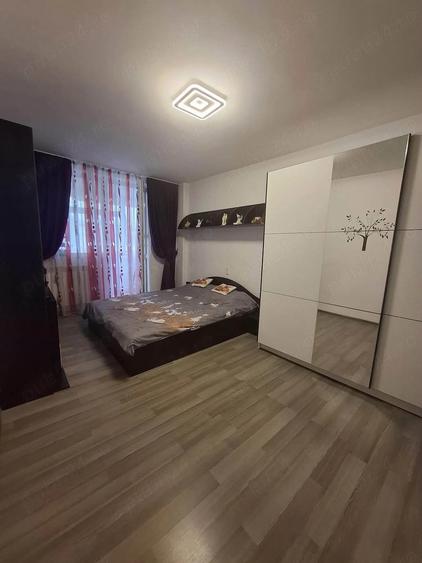 Apartament cu 3 camere decomandat în Ultracentral