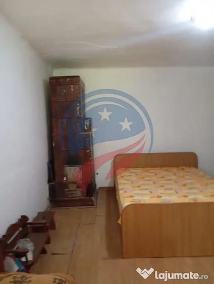 Casă cu 2 camere cu Teren 624 Mp în Bariera Vâlcii