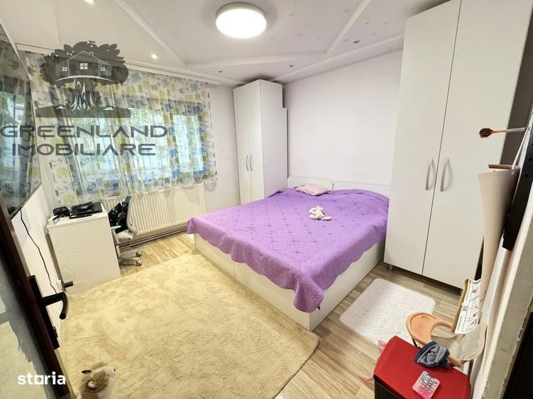 Apartament cu 3 camere în Podu Roș