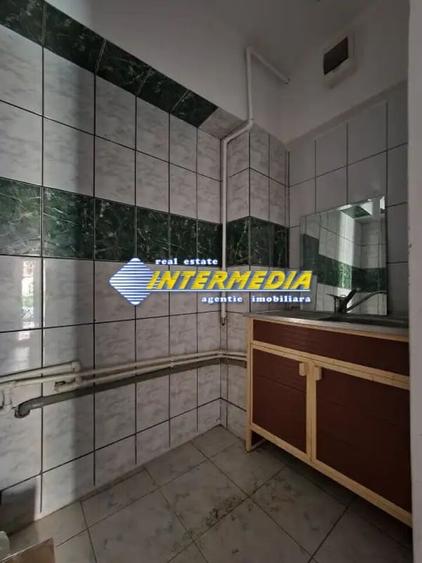 Spațiu comercial, de 140 mp, în Cetate