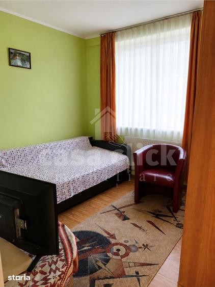 Apartament cu 3 camere decomandat în Port