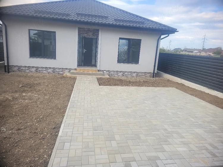 Casă cu Teren 400 Mp în Cordun
