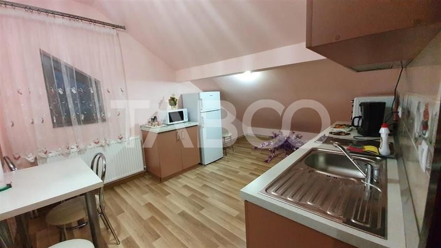Apartament de inchiriat  56 mpu 2 camere mansarda in vila Selimbar - 5