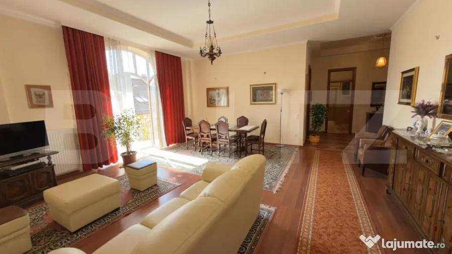 Apartament cu 3 camere decomandat în Titulescu