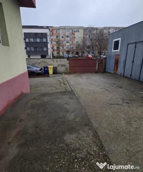 Casă cu 2 camere cu Teren 1200 Mp în 1 Mai