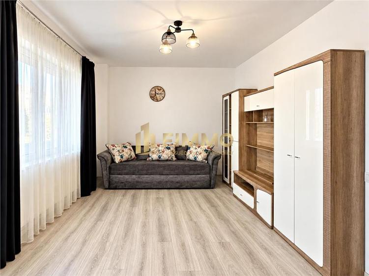 Apartament cu 3 camere decomandat, mobilat în Est