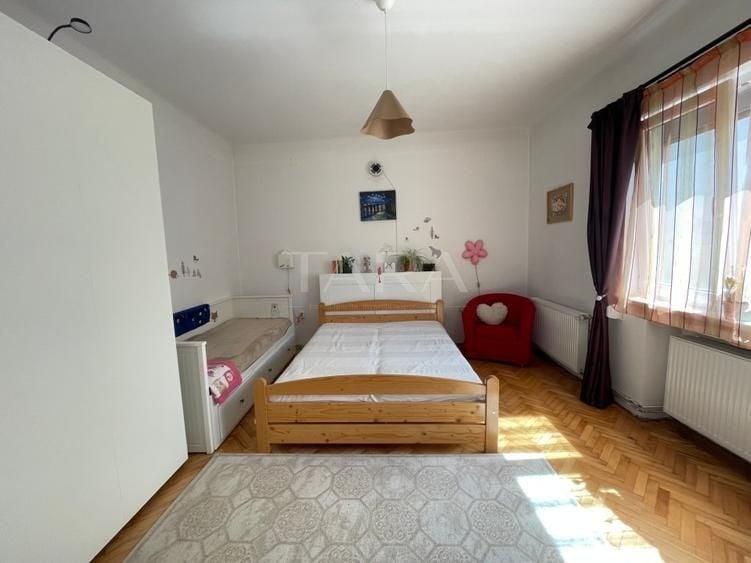 Apartament cu 3 camere decomandat în Andrei Mureșanu