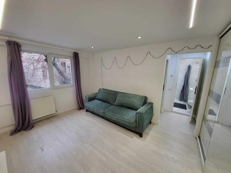 Apartament 2 camere | Decomandat | Metrou Piata Victoriei - 1