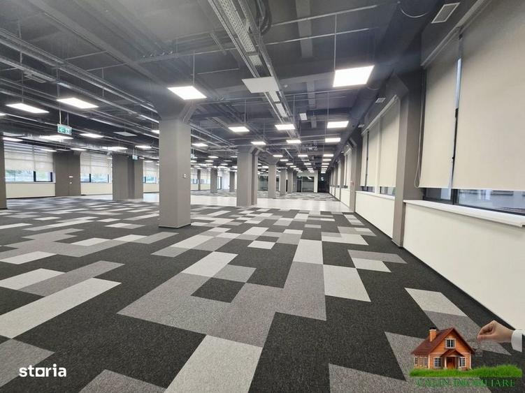 Spațiu comercial, de 1,250 mp, în Central