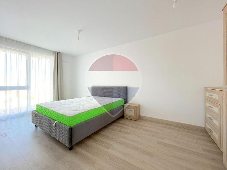 Apartament cu 3 camere decomandat, mobilat în Astra