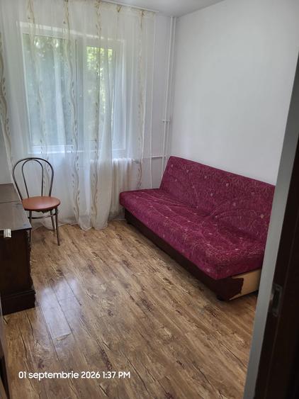 Apartament cu 3 camere decomandat în Brâncoveanu