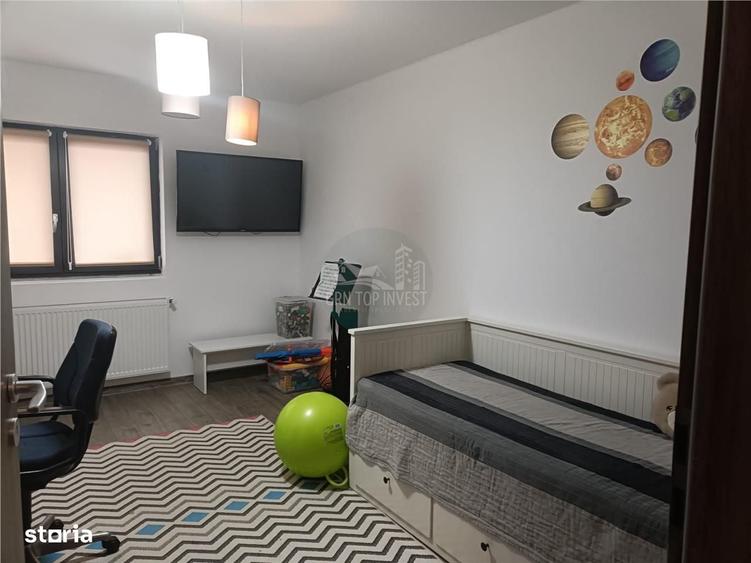 Apartament cu 3 camere, mobilat în Central