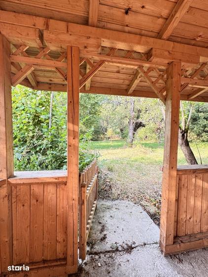Casă cu 3 camere decomandat cu Teren 1200 Mp în Boteni