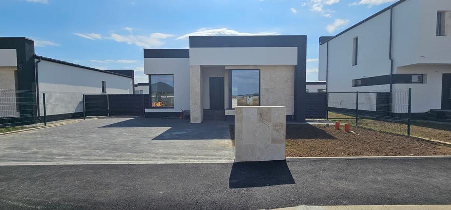 Casă individuală cu 3 camere cu Teren 335 Mp în Berceni