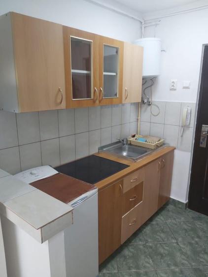 Garsonieră decomandată în Carpați 2