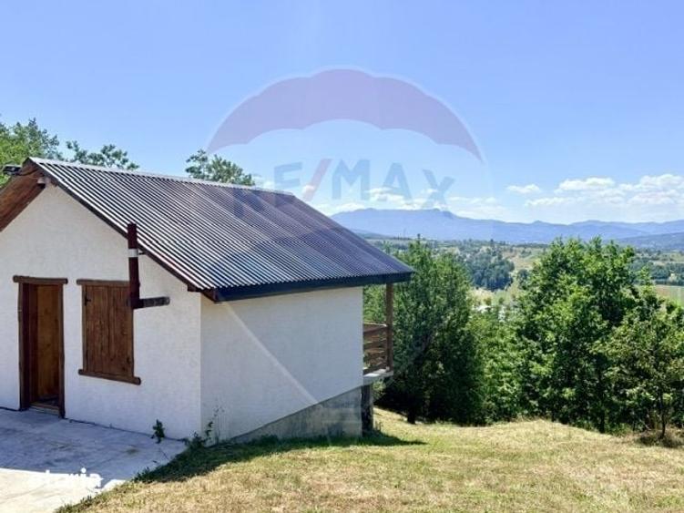 Casă cu 1 camere cu Teren 3177 Mp în Giulești