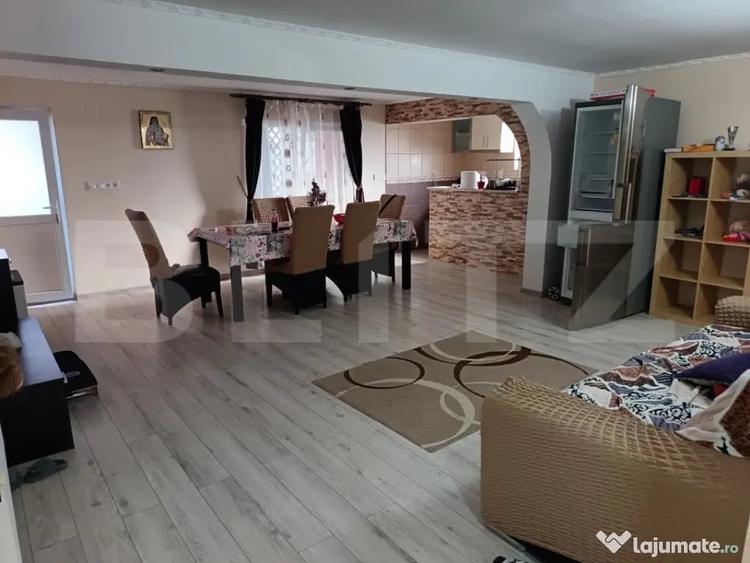 Casă cu 4 camere cu Teren 400 Mp în Lipănești