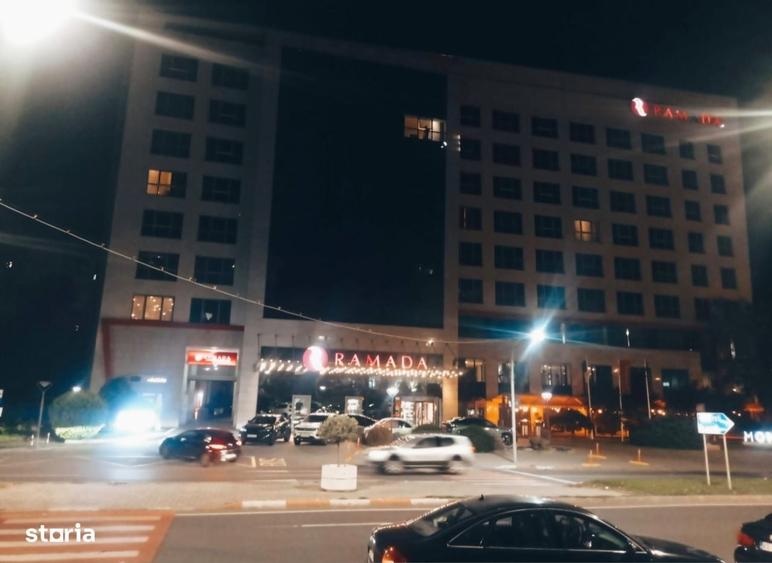 Apartament cu 2 camere semidecomandat în Calea București