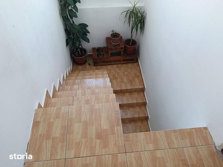 Casă cu 4 camere cu Teren 166 Mp în Valu lui Traian