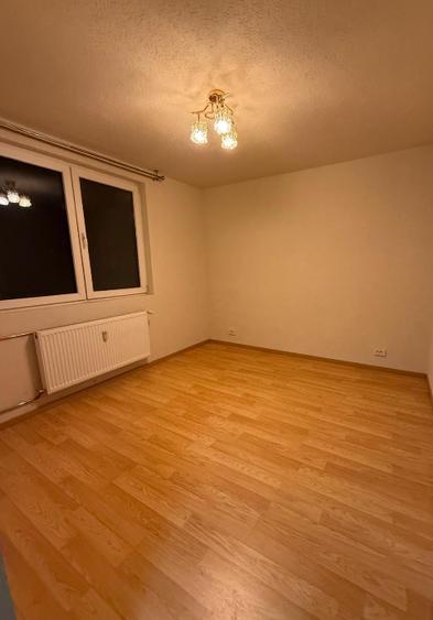 Apartament cu 2 camere semidecomandat în Drumul Taberei