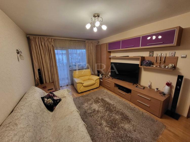 Apartament cu 3 camere decomandat în Mărăști