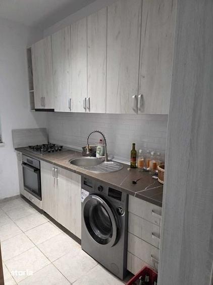 Casă cu 4 camere cu Teren 550 Mp în Petrești