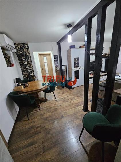 Apartament cu 3 camere decomandat, mobilat în Cetate