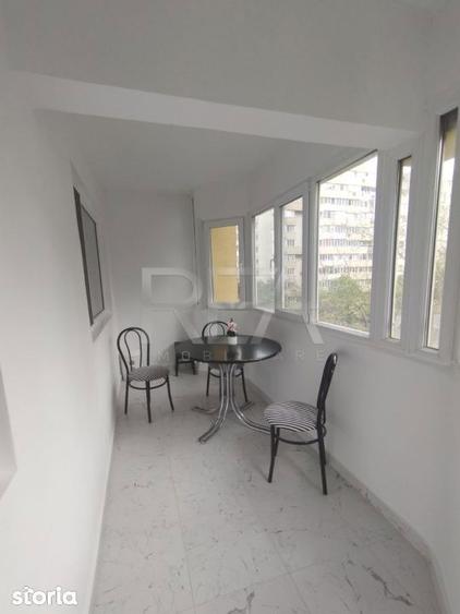 Apartament cu 3 camere semidecomandat, mobilat în Pantelimon