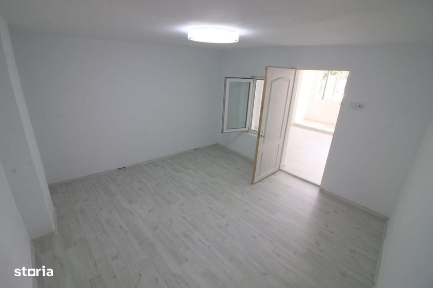 Casă cu 2 camere în Central