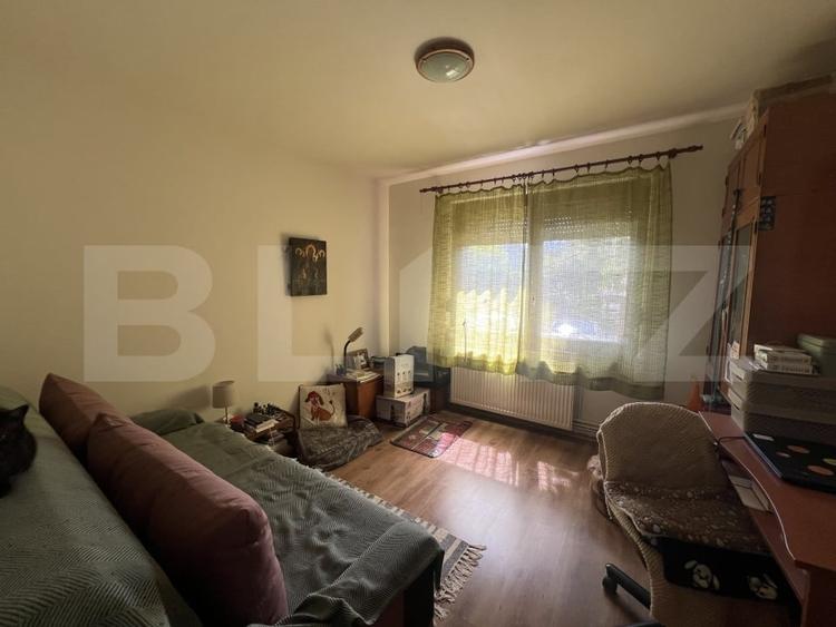 Apartament cu 3 camere decomandat, mobilat în Unirii