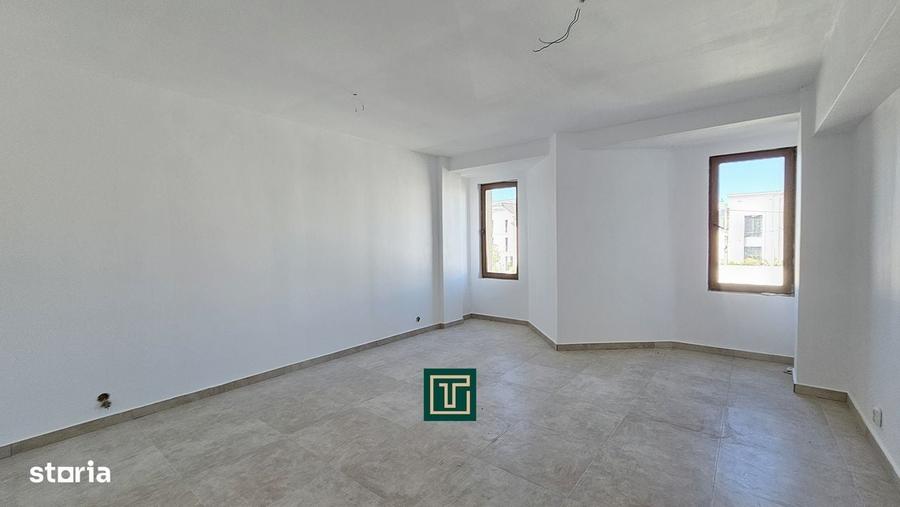 Apartament cu 4 camere în Central