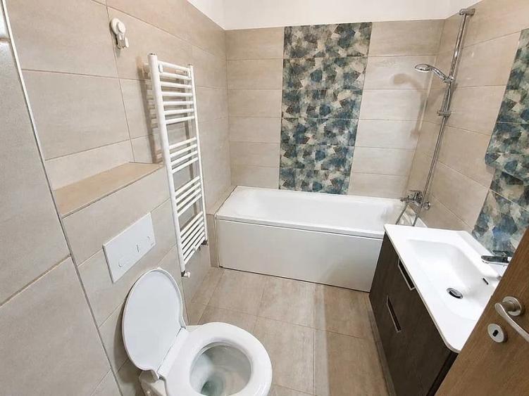 Garsonieră decomandată în Central