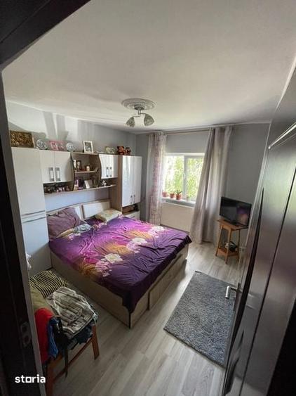 Apartament cu 4 camere decomandat în Broșteni
