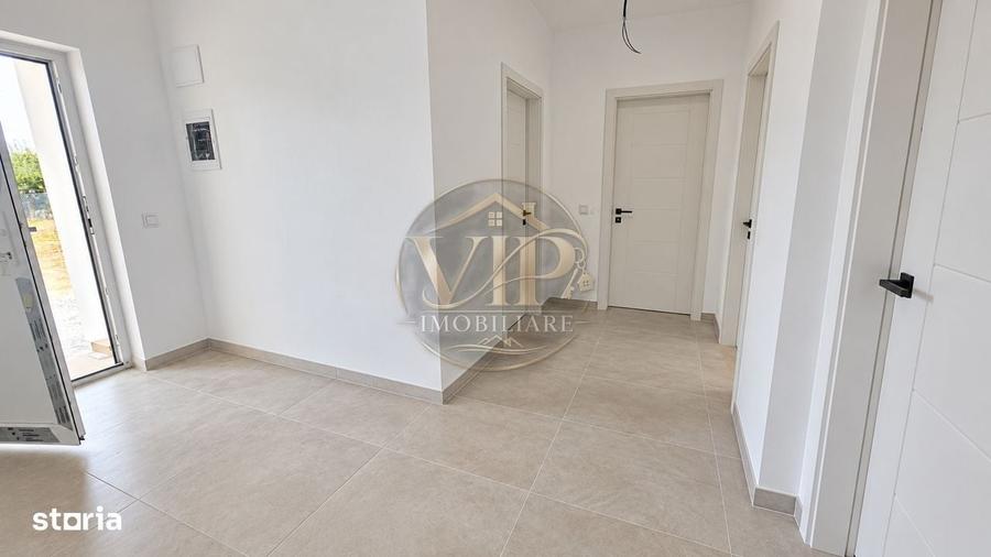 Casă cu 4 camere cu Teren 300 Mp în Ampoi 3