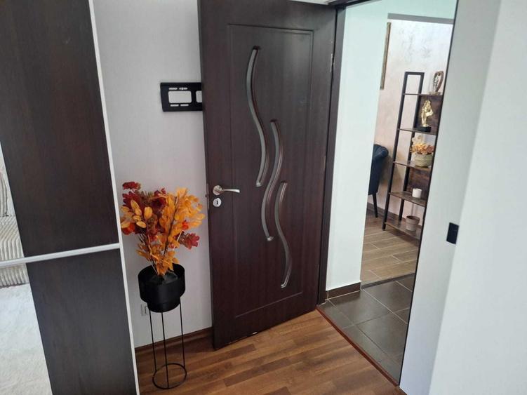 Apartament cu 2 camere decomandat în Exterior Vest