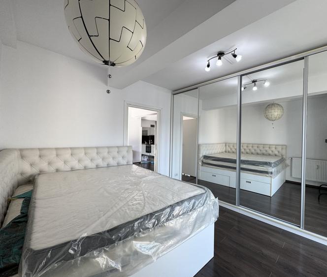 Apartament cu 2 camere decomandat, mobilat în Nerva Traian