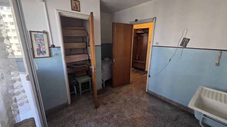 Apartament cu 2 camere semidecomandat în Obor
