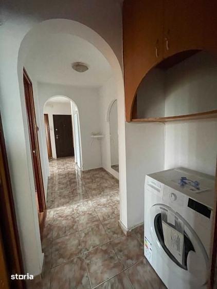Apartament cu 3 camere decomandat, mobilat în Paltiniș