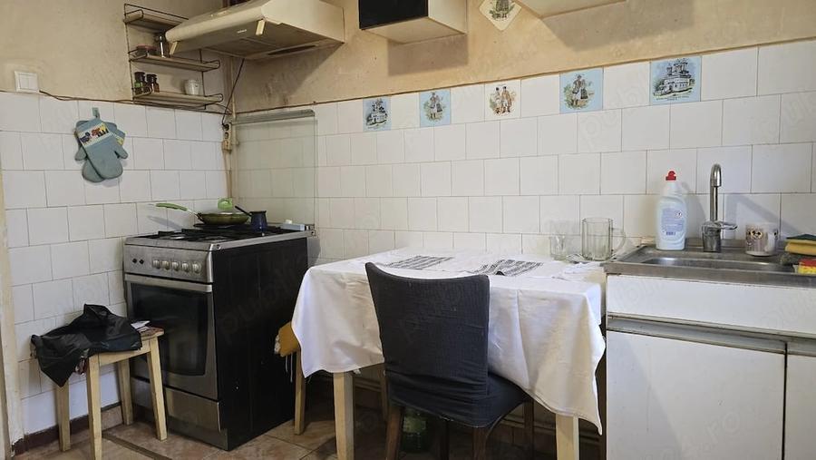 Apartament cu 3 camere decomandat în Progresul